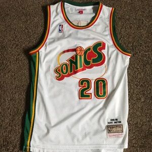 Never Worn Gary Payton Jersey